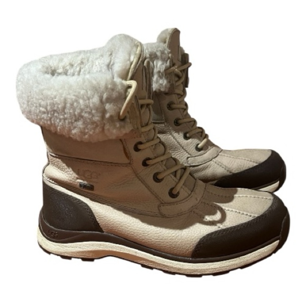 UGG Women's Cream and Brown Winter Boots